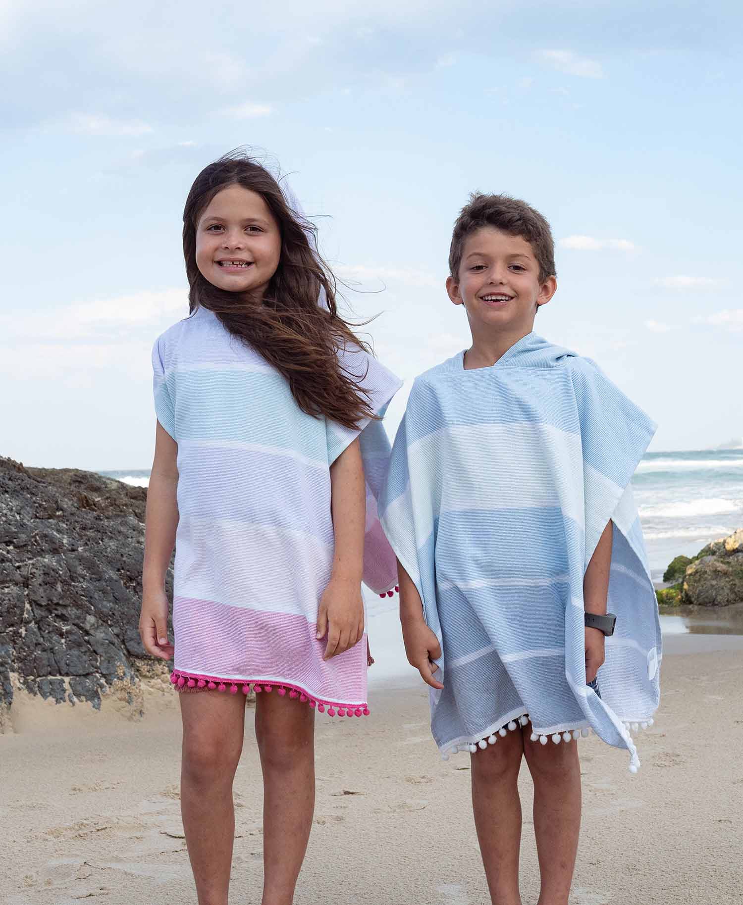 COTTON BEACH YOUTH HOODED PONCHO - Image 3
