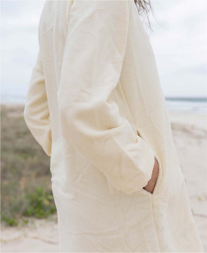 RETRO GROOVE ADULT ZIP TOWEL PONCHO - Image 5